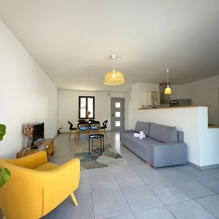 Maison Du Bonheur Villa *